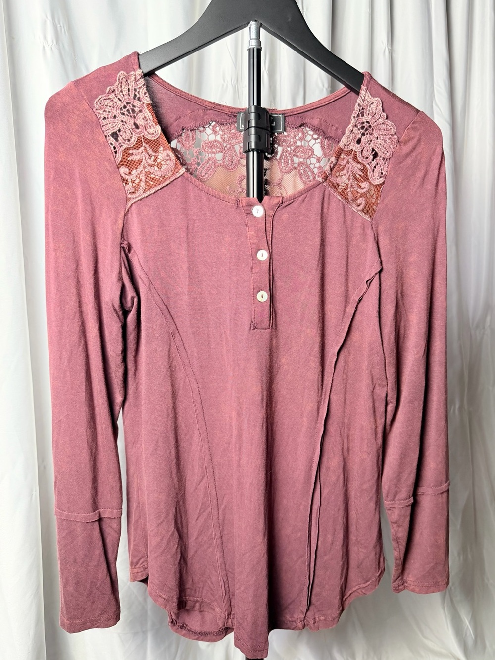 POL Lace Detail Button Front Top – Small